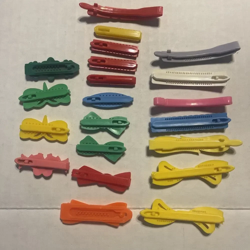 Vintage Goody and Misc Snap Tight Barrettes Hair Clips Lot of 21 Bow Butterflies